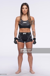 Tracy Cortez feet photo thumbnail