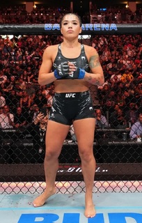 Tracy Cortez feet photo thumbnail