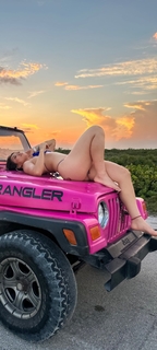 Tracy Cortez feet photo thumbnail