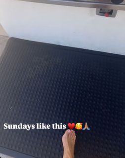 Tracy Cortez feet photo thumbnail