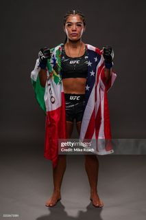 Tracy Cortez feet photo thumbnail