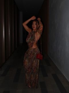 Tracy Cortez feet photo thumbnail