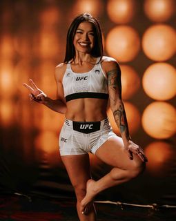 Tracy Cortez feet photo thumbnail