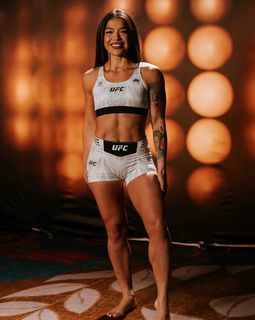 Tracy Cortez feet photo thumbnail