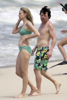 Tracy Pollan feet photo 3