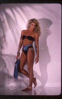 Tracy Scoggins feet photo 4