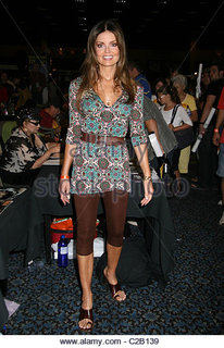 Tracy Scoggins feet photo 9