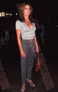 Tracy Scoggins feet photo 14