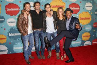 Tracy Spiridakos feet photo thumbnail