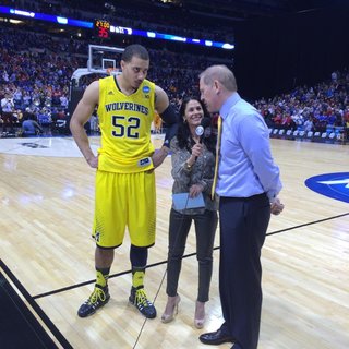 Tracy Wolfson feet photo thumbnail