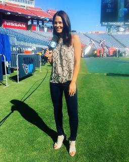 Tracy Wolfson feet photo thumbnail