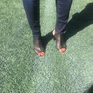 Tracy Wolfson feet photo thumbnail