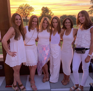 Tracy Wolfson feet photo thumbnail