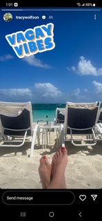 Tracy Wolfson feet photo thumbnail