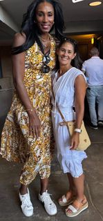 Tracy Wolfson feet photo thumbnail