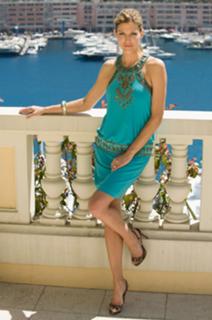Tricia Helfer feet photo thumbnail