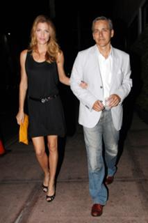 Tricia Helfer feet photo thumbnail