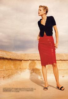 Tricia Helfer feet photo thumbnail