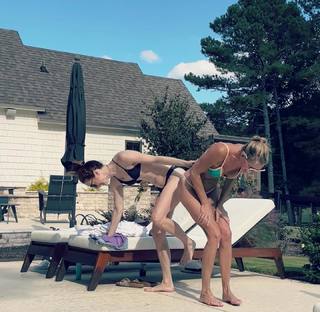 Tricia Helfer feet photo thumbnail
