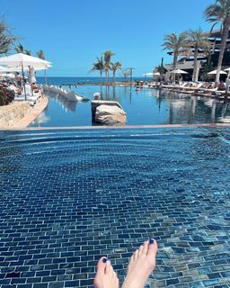 Tricia O'Kelley feet photo 1