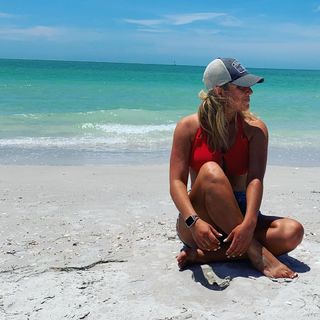 Tricia Whitaker feet photo 6