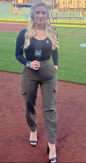 Tricia Whitaker feet photo 5