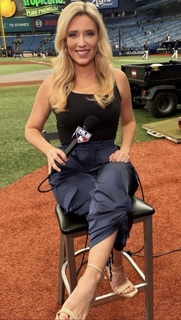 Tricia Whitaker feet photo 1