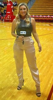 Tricia Whitaker feet photo 9
