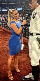 Tricia Whitaker feet photo 3