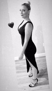 Tricia Whitaker feet photo 9