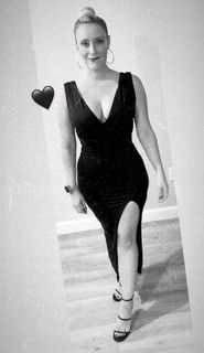 Tricia Whitaker feet photo 5