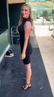 Tricia Whitaker feet photo 11