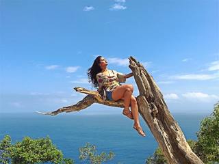Tridha Choudhury feet photo thumbnail