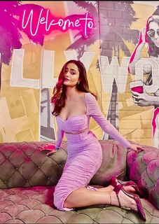 Tridha Choudhury feet photo thumbnail