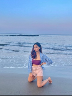 Tridha Choudhury feet photo thumbnail