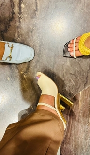Tridha Choudhury feet photo thumbnail