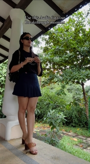 Tridha Choudhury feet photo thumbnail