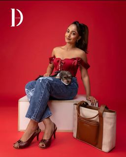 Tridha Choudhury feet photo thumbnail
