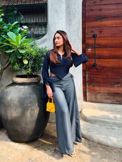 Tridha Choudhury feet photo thumbnail