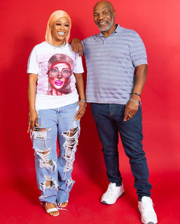 Trina feet photo thumbnail