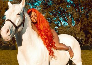 Trina feet photo thumbnail