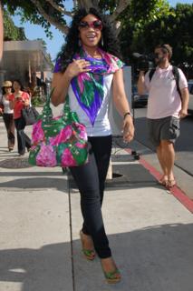 Trina feet photo thumbnail