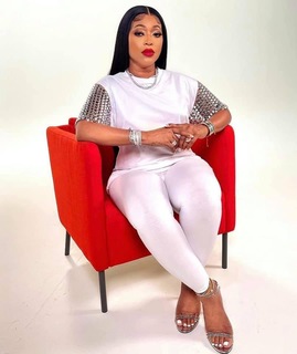 Trina feet photo thumbnail