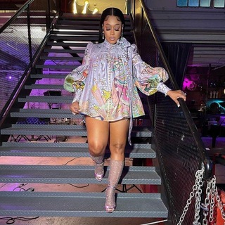 Trina feet photo thumbnail