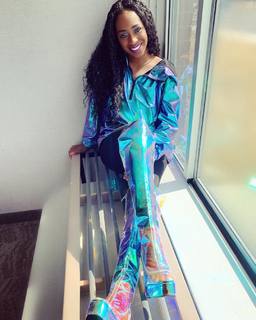 Trinity Fatu feet photo thumbnail