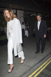 Trinny Woodall feet photo 15