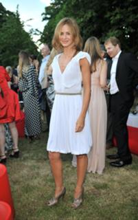 Trinny Woodall feet photo 8