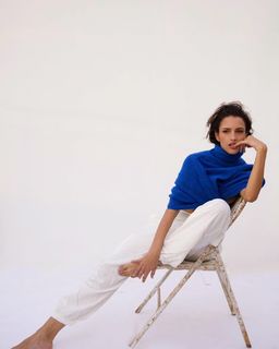 Triptii Dimri feet photo thumbnail