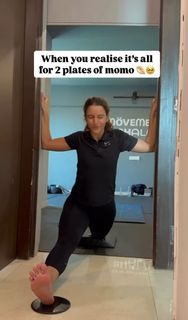 Triptii Dimri feet photo thumbnail