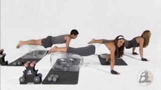 Trish Stratus feet photo thumbnail